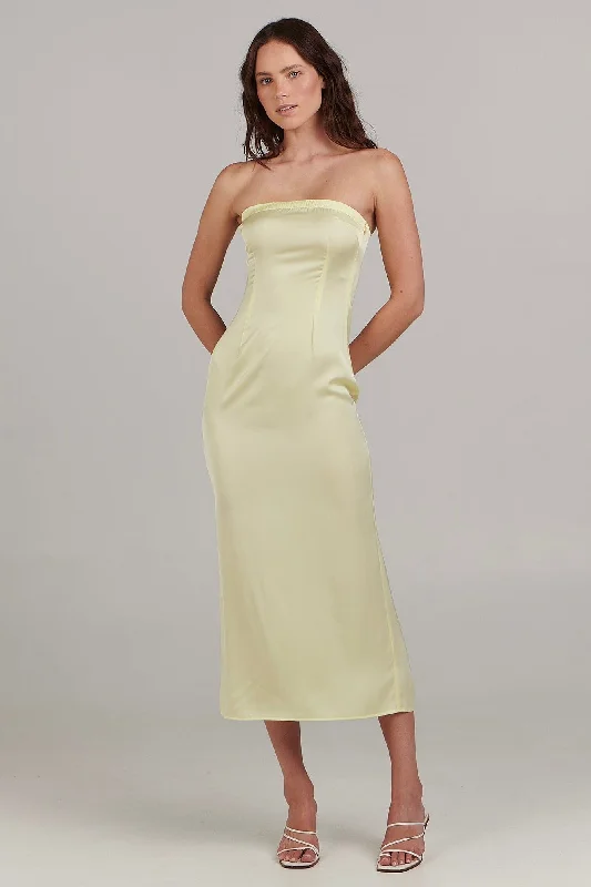  Women's Vacation GarmentsSinead Lemon Strapless Midi Dress