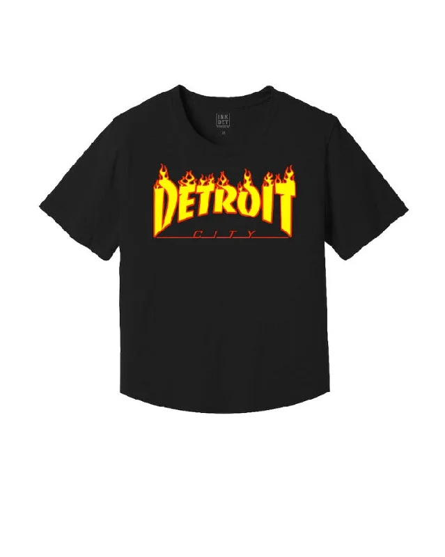  Women's Travel AttireInk Detroit City Kinda Cropped T-Shirt - Black