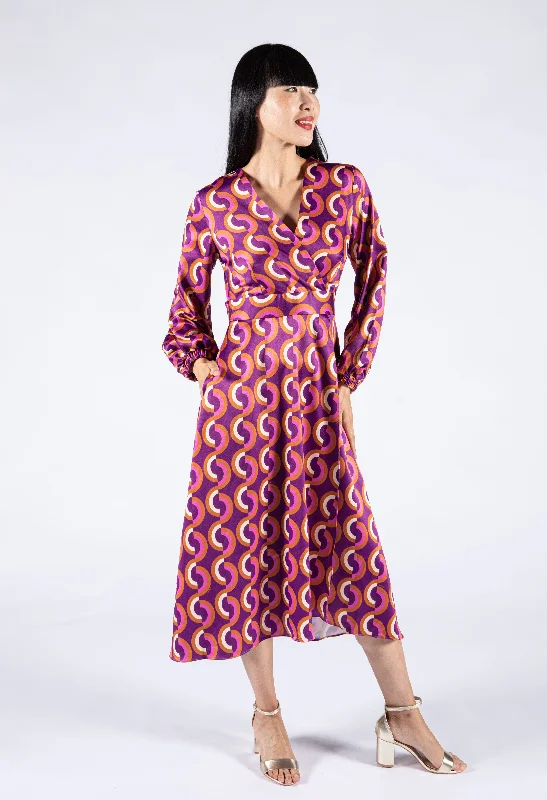  Women's Seasonal AttireAbstract Print Satin Dress