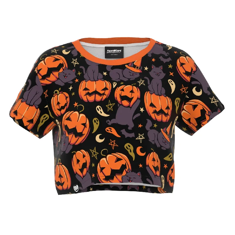  Women's Contemporary ApparelPumpkin Field Cat Crop Top