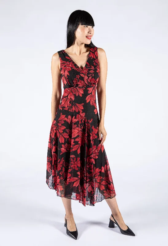  Women's Plus-Size Casual OutfitRed Floral Sleeveless Dress